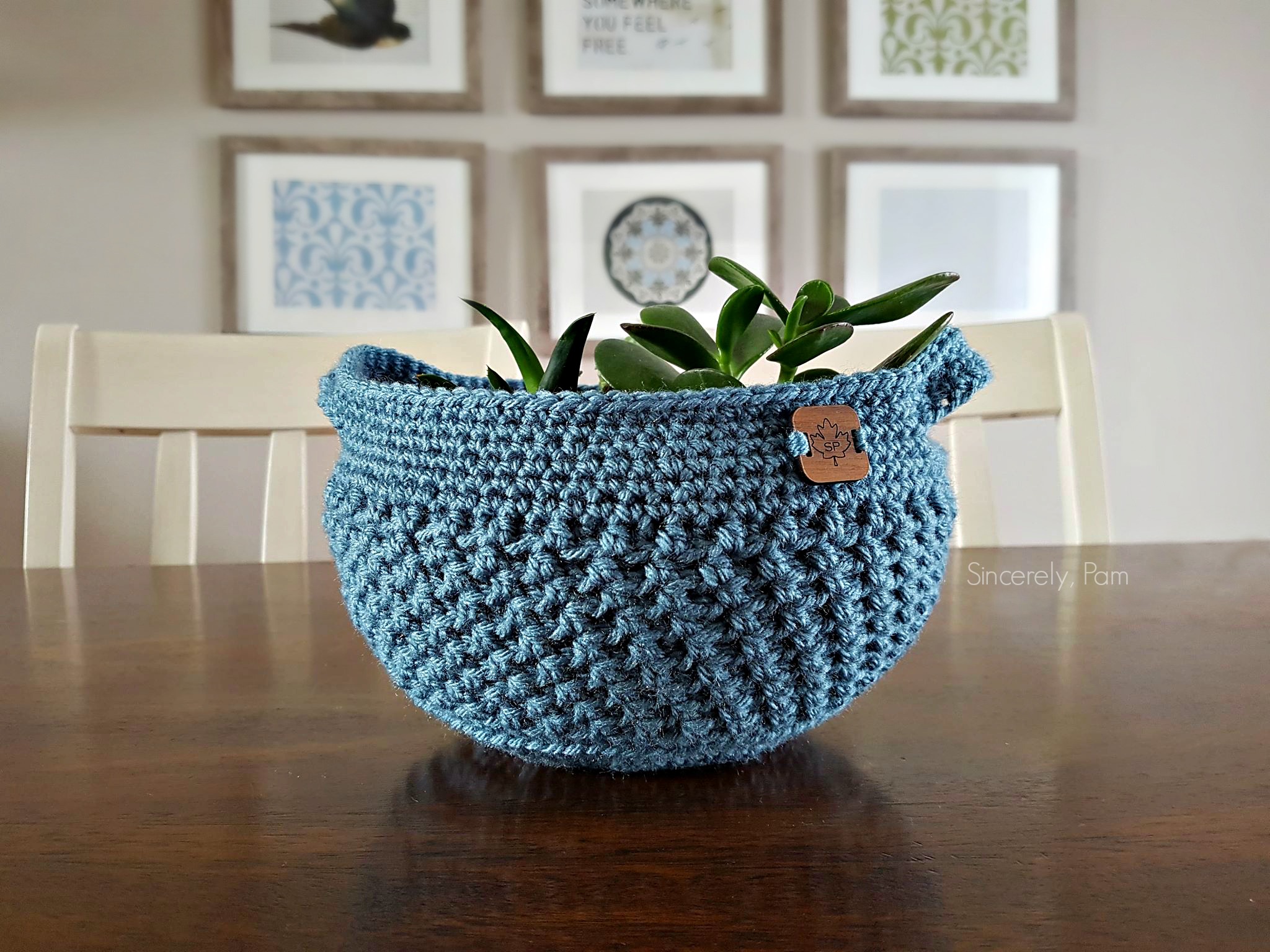 Landowne Basket made in worsted weight yarn