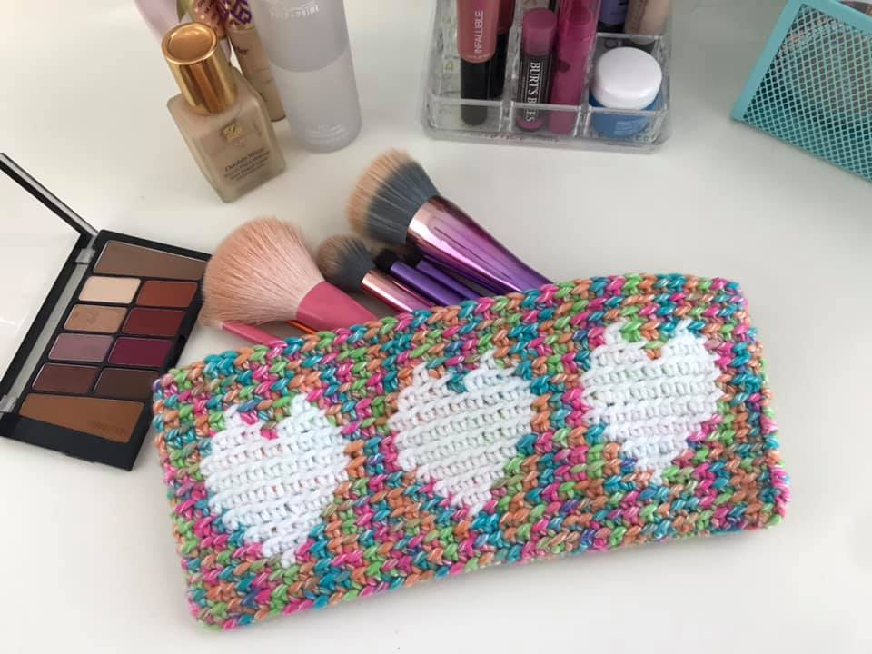 Tapestry Heart Pencil Case crochet pattern by Sincerely, Pam