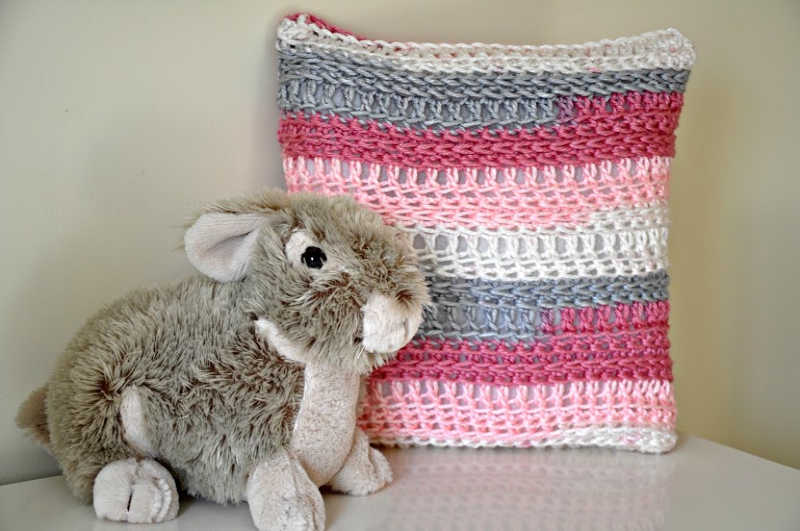 danielle pillow crochet pattern by sincerely pam