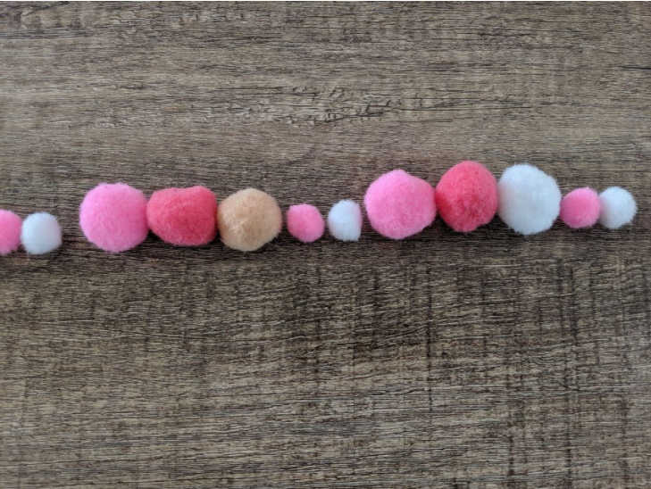 pompom garland tutorial