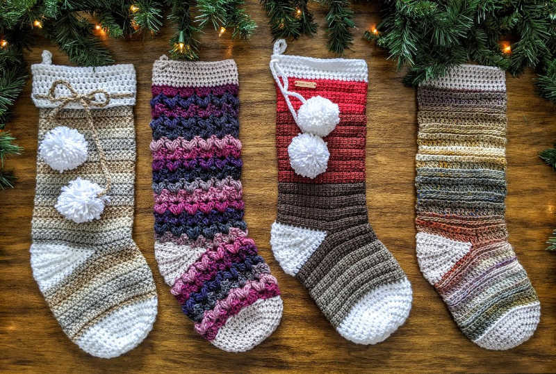 crochet christmas stocking pattern round up by sincerely pam