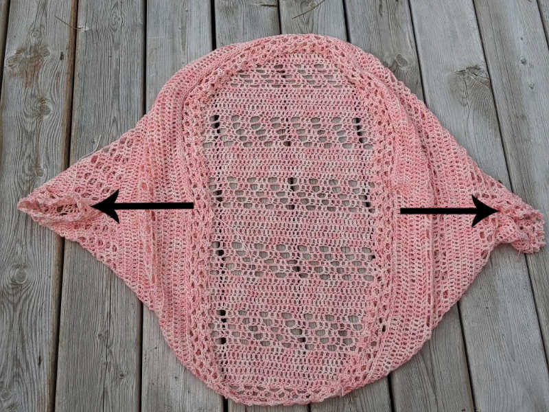daphne cocoon cardigan crochet pattern tutorial. Arrows indicate where to seam the armholes.