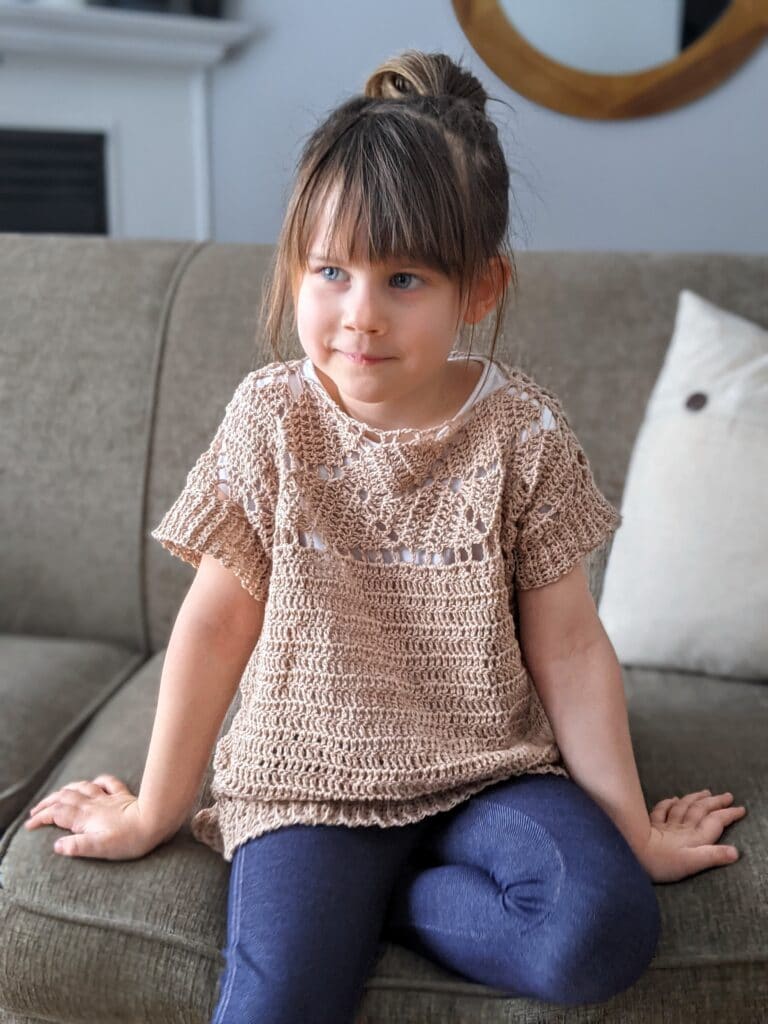 riviera tee crochet pattern in child sizes 2-16